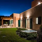펜션 Borgo Isasco *